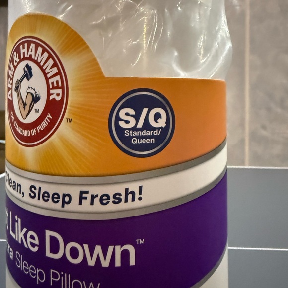 Arm & Hammer Ultra Sleep Pillow standard/queen size - Picture 2 of 2